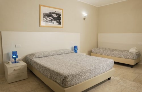 hotelroom5-domunoa-villasimius-3